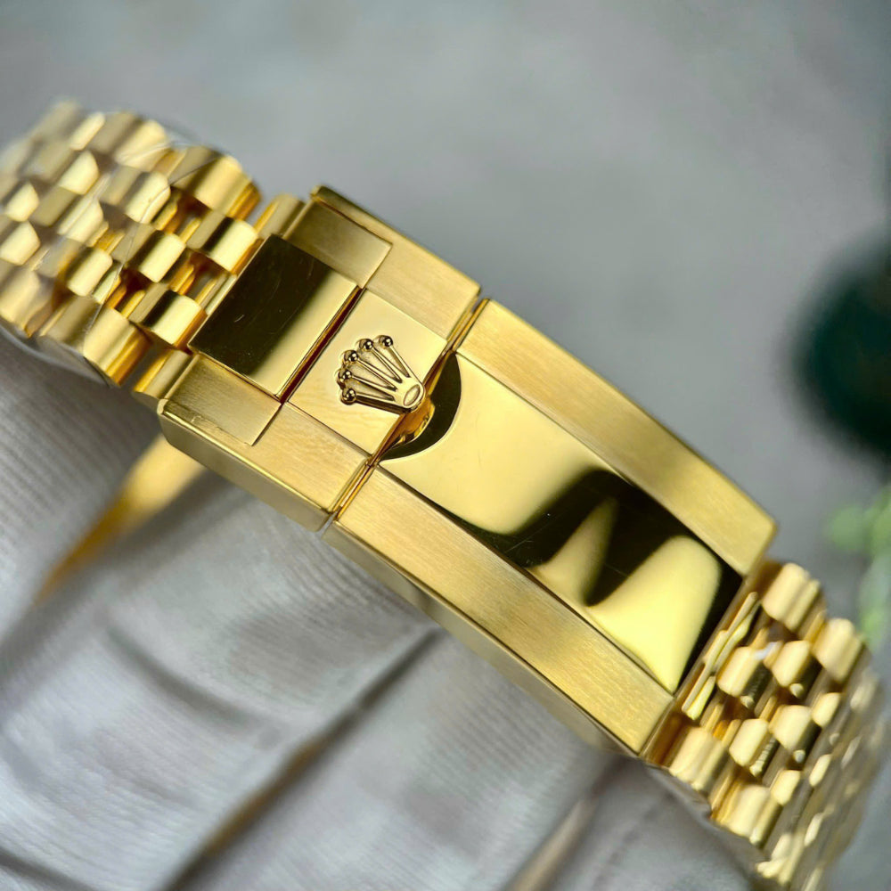 RL GMT-Master II Ref# 126718GRNR-0001