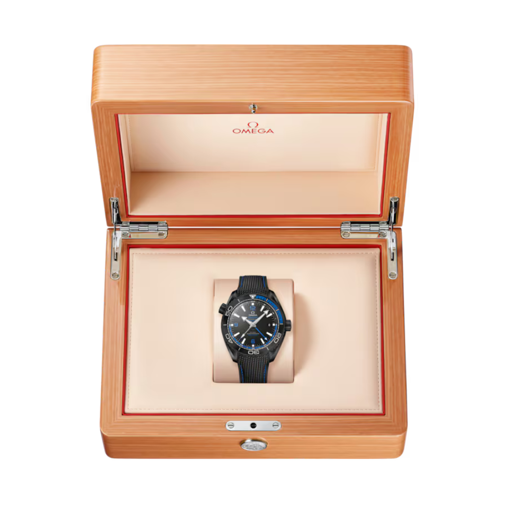 O Seamaster PLANET OCEAN Ref# 215.92.46.22.01.002