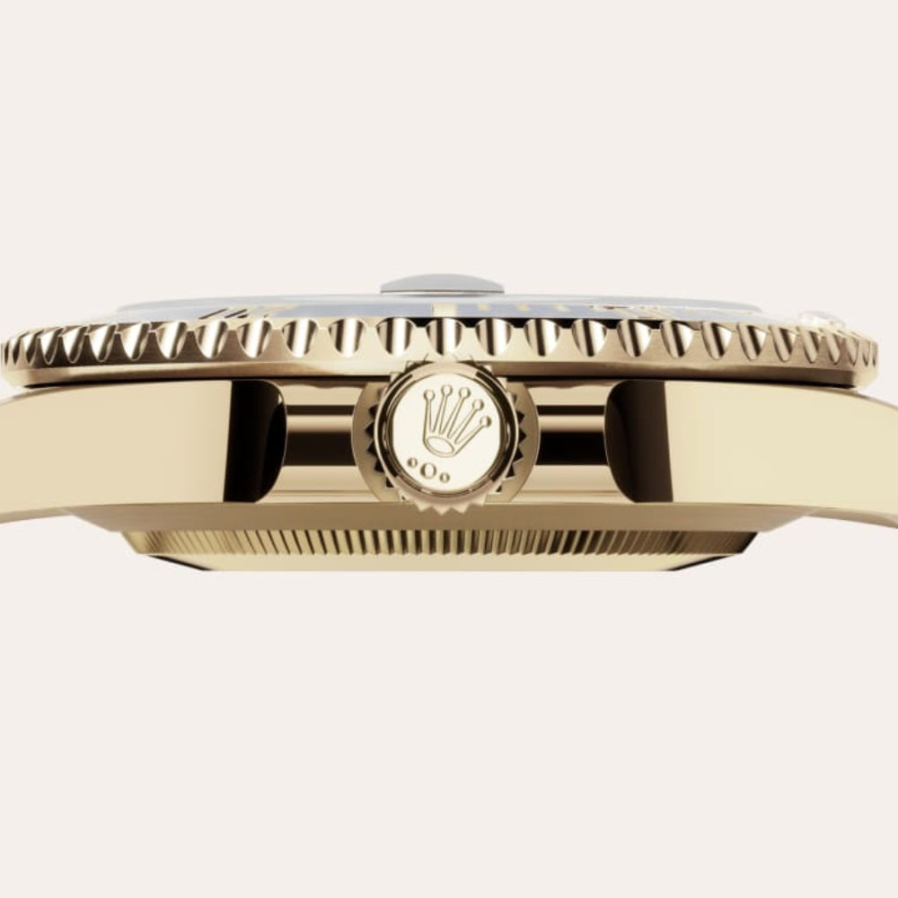 RL Submariner Date, 18k Yellow Gold, 41mm, Ref# 126618lb-0002