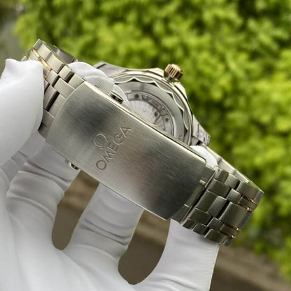 O Seamaster Ref# 210.90.42.20.01.001